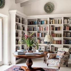 Hadirkan Ruang Baca untuk Area Tenang di Rumah - Lifetime Design